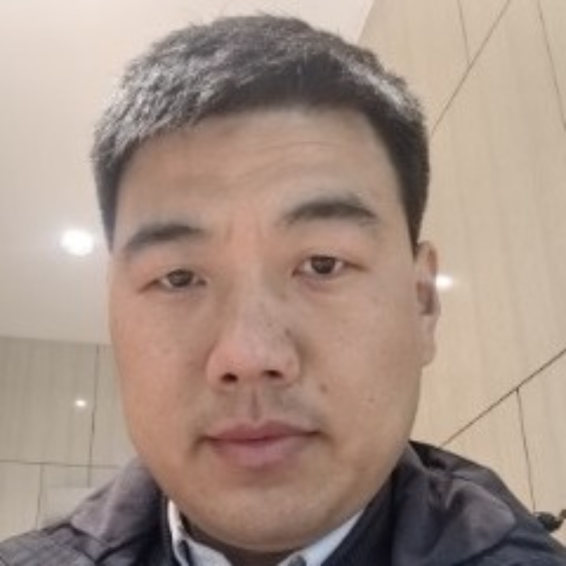 查龙博