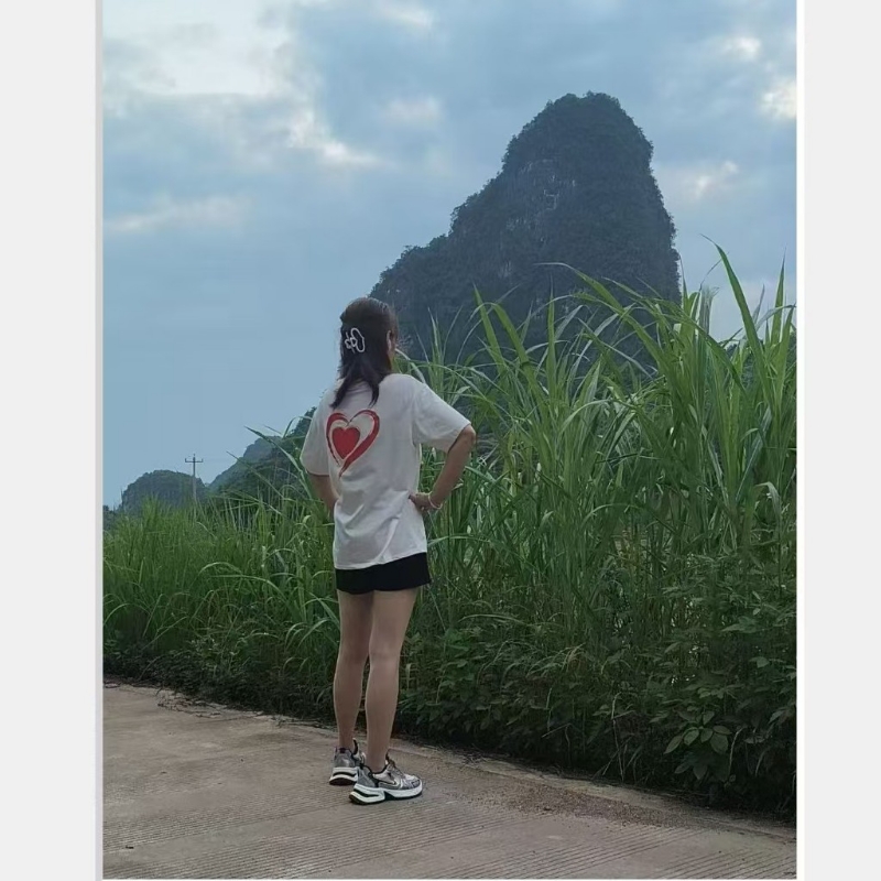 沉默的向日葵
