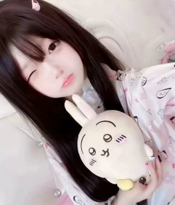 ⁽⁽ଘ( ˙꒳˙ )ଓ⁾⁾