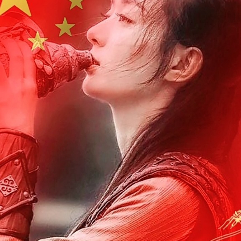 ✌  半 ❤️ 只 ❤️ 虾  ✌