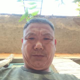 尹保魁