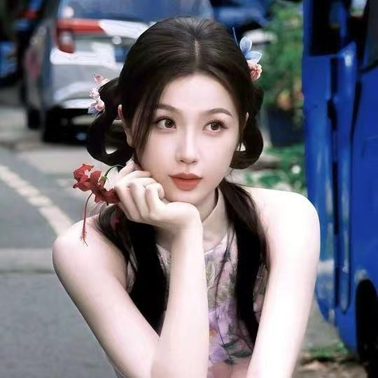 虞爱吃石榴Esther