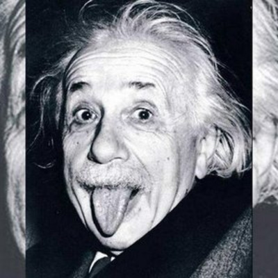 爱因斯坦成为自己传记故事