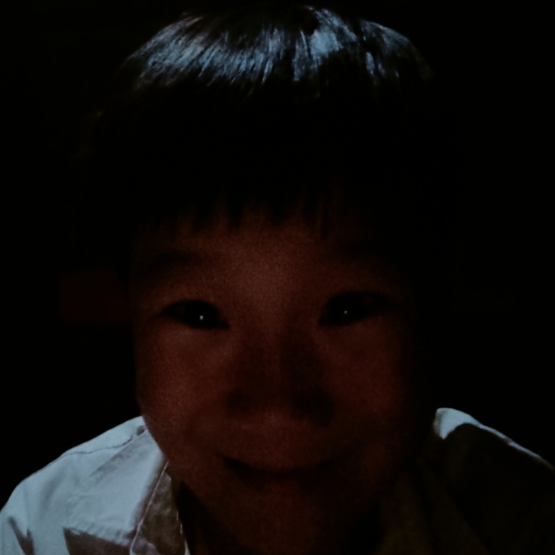 血眼him