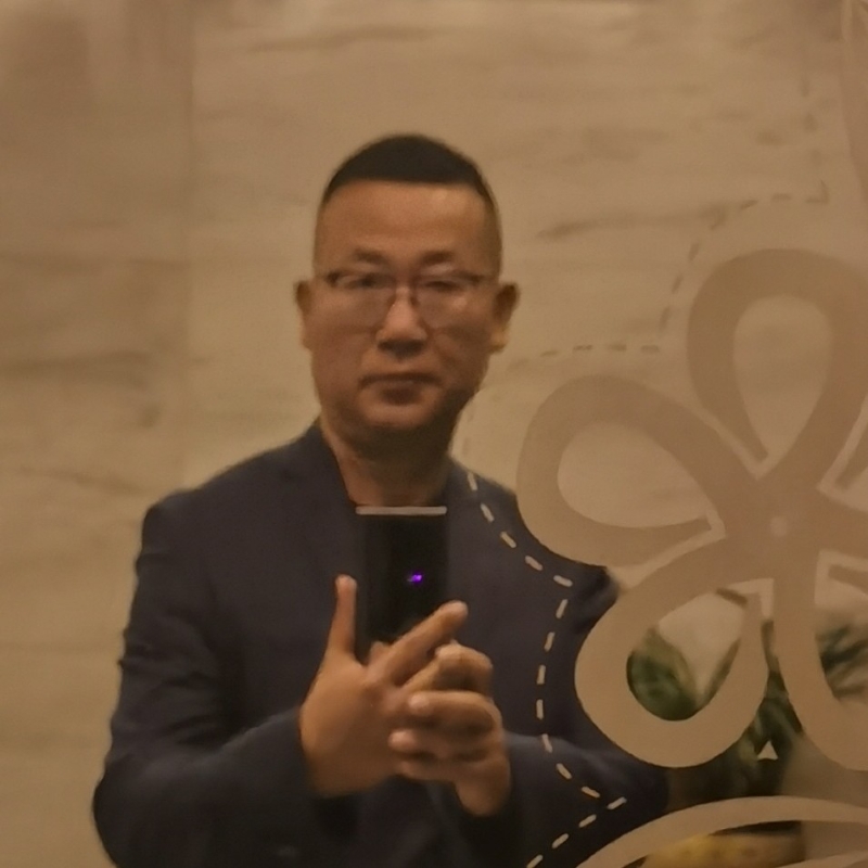 彭必生辉