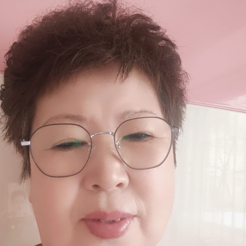 那小孩他姥姥