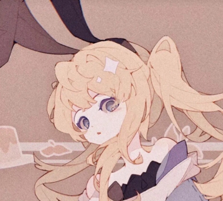 桃桃满杯丶
