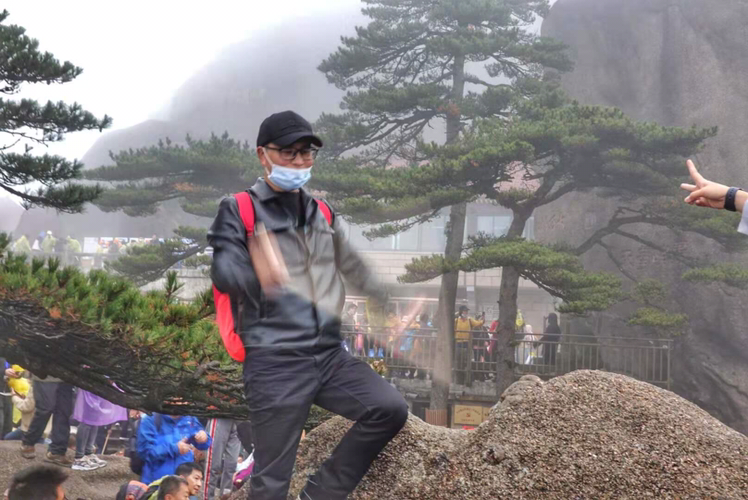 贵州华哥