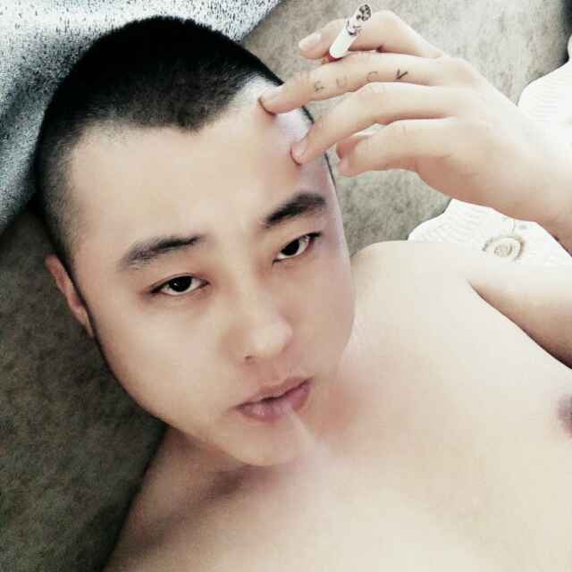 表 哥  • 杰西～