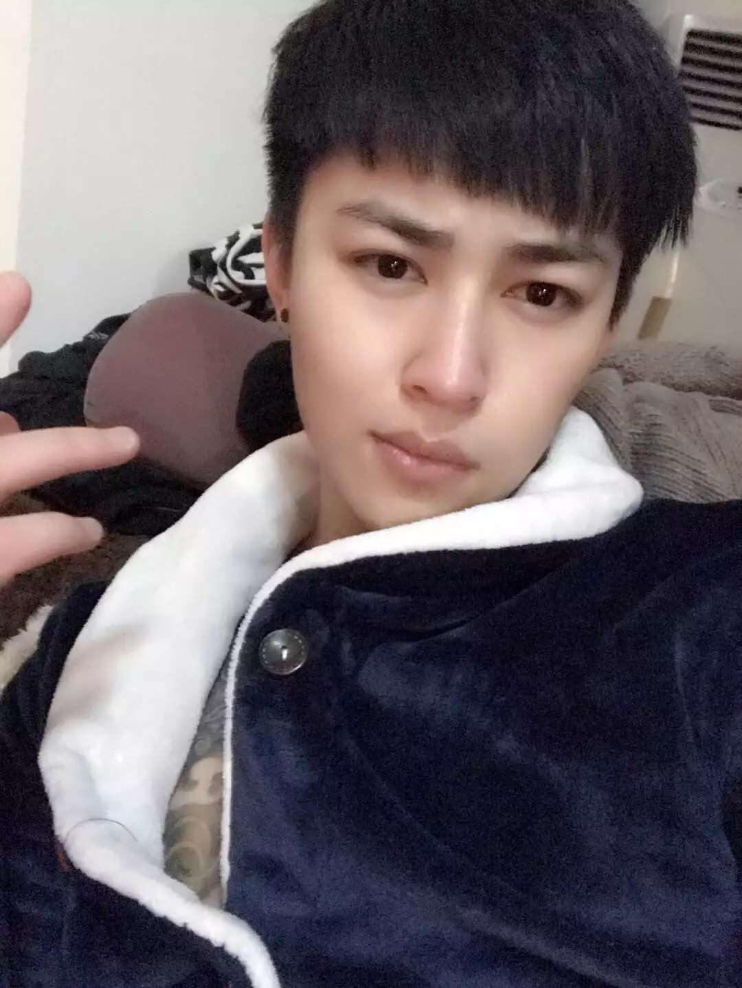 颜笙。