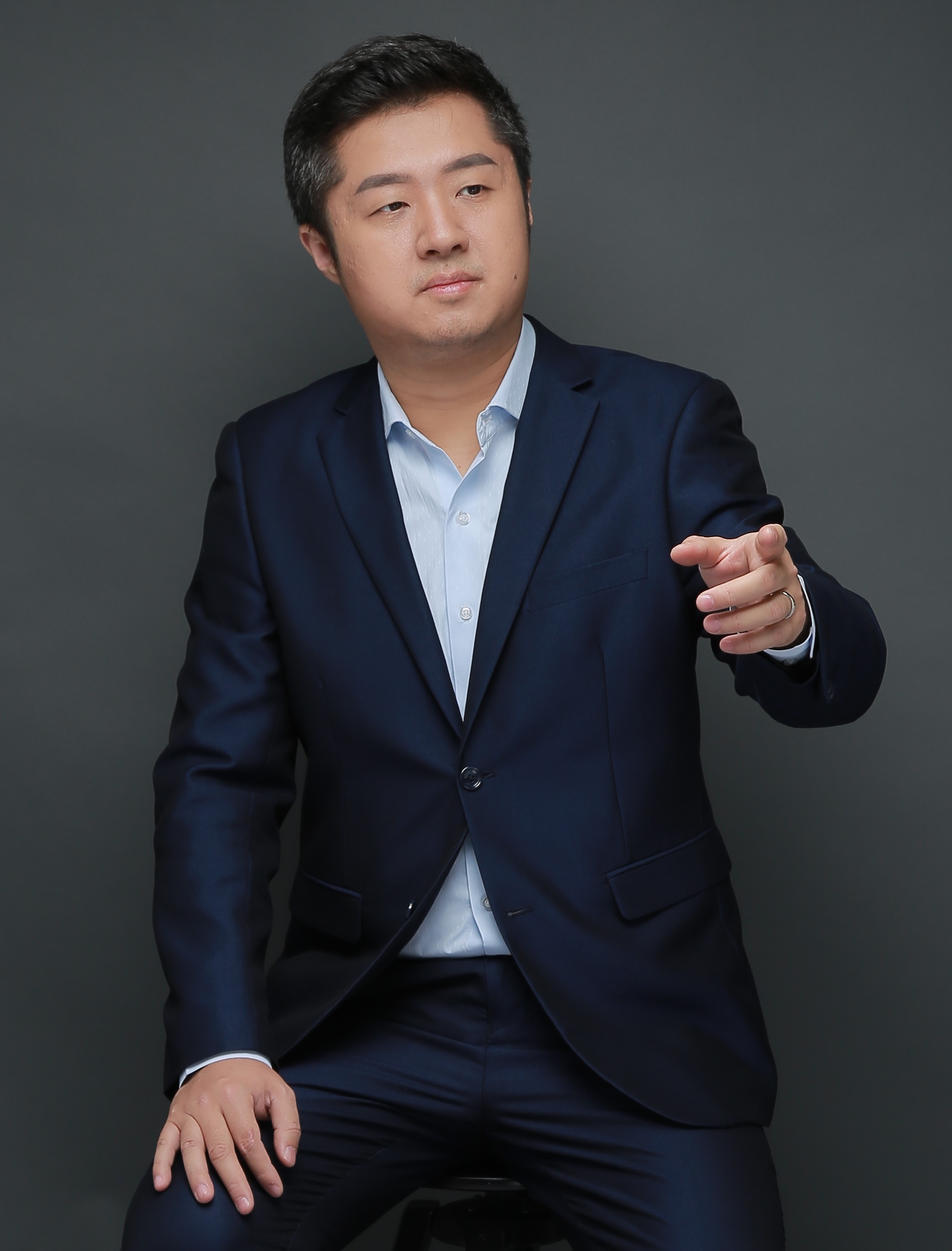 军事作家陈曦