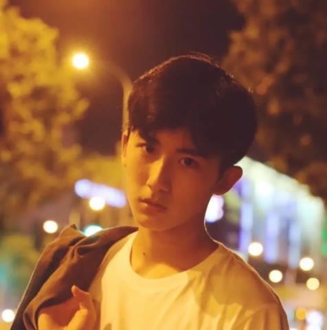听故事学法律